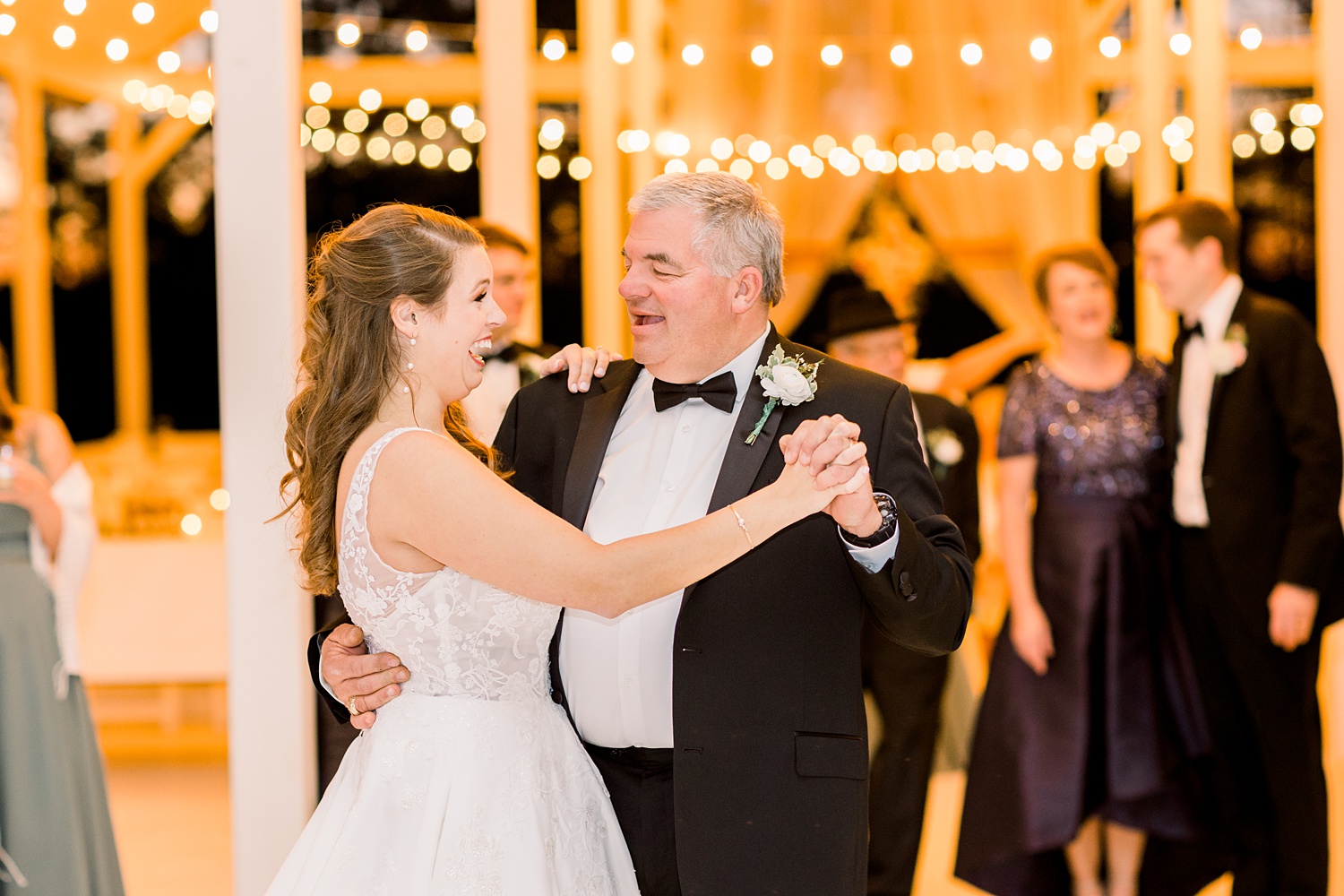 bride and dad dance during Alabama wedding reception