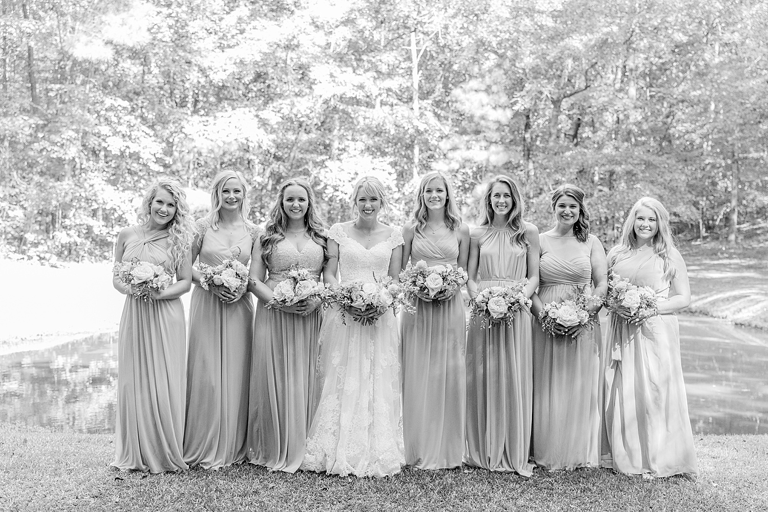bride and bridesmaids before wedding