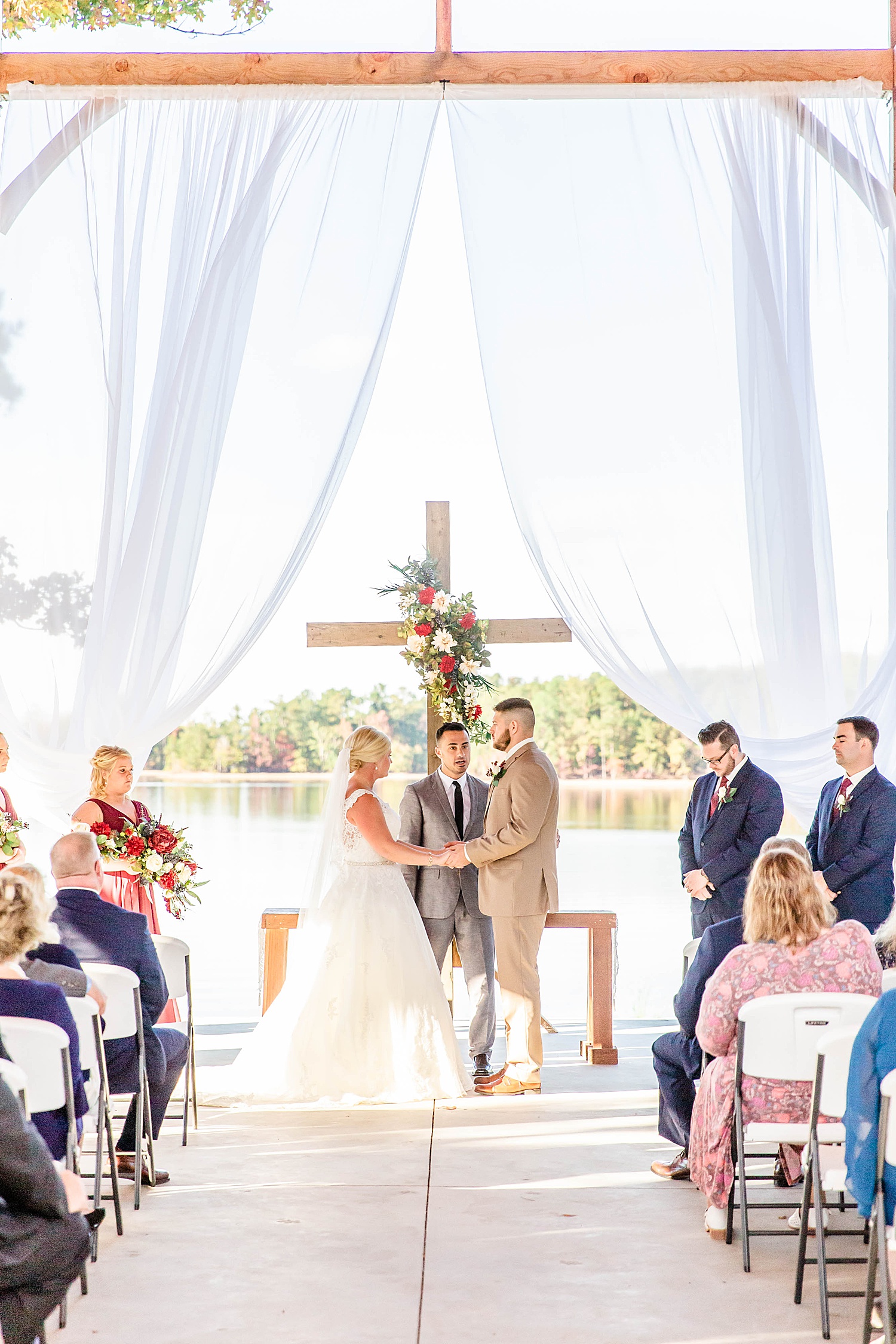 AL Lake Martin wedding ceremony