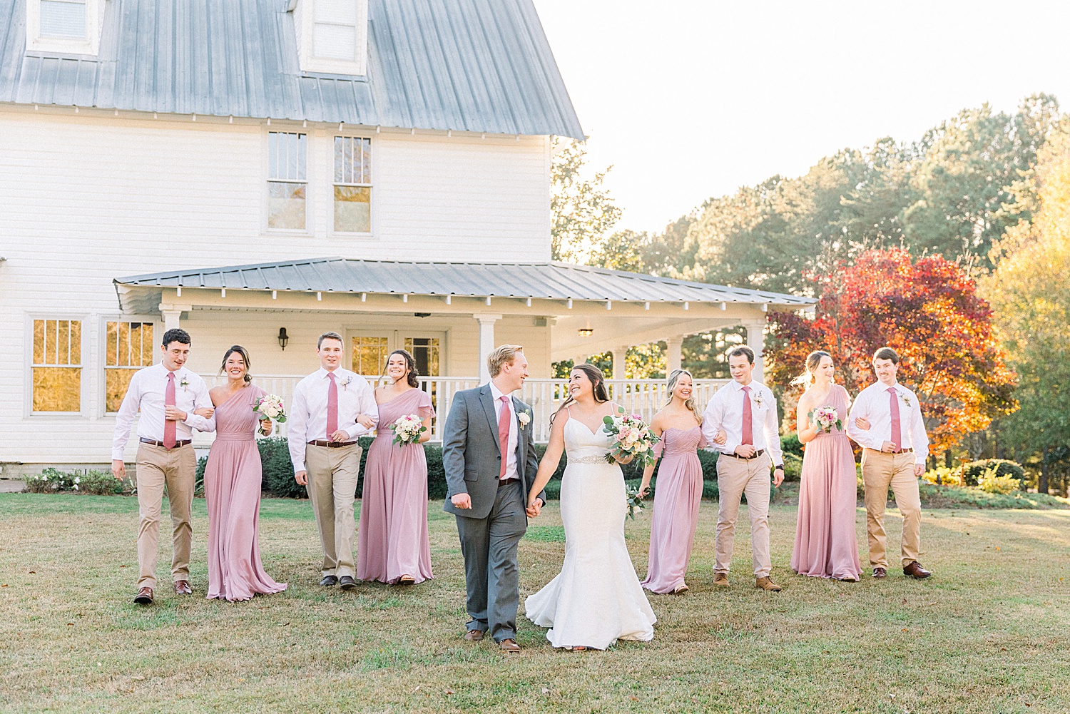 bridal party portraits on the grounds of The Sonnet House in Alabama