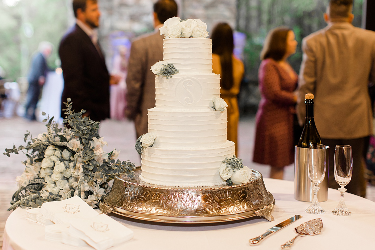 AL wedding cake
