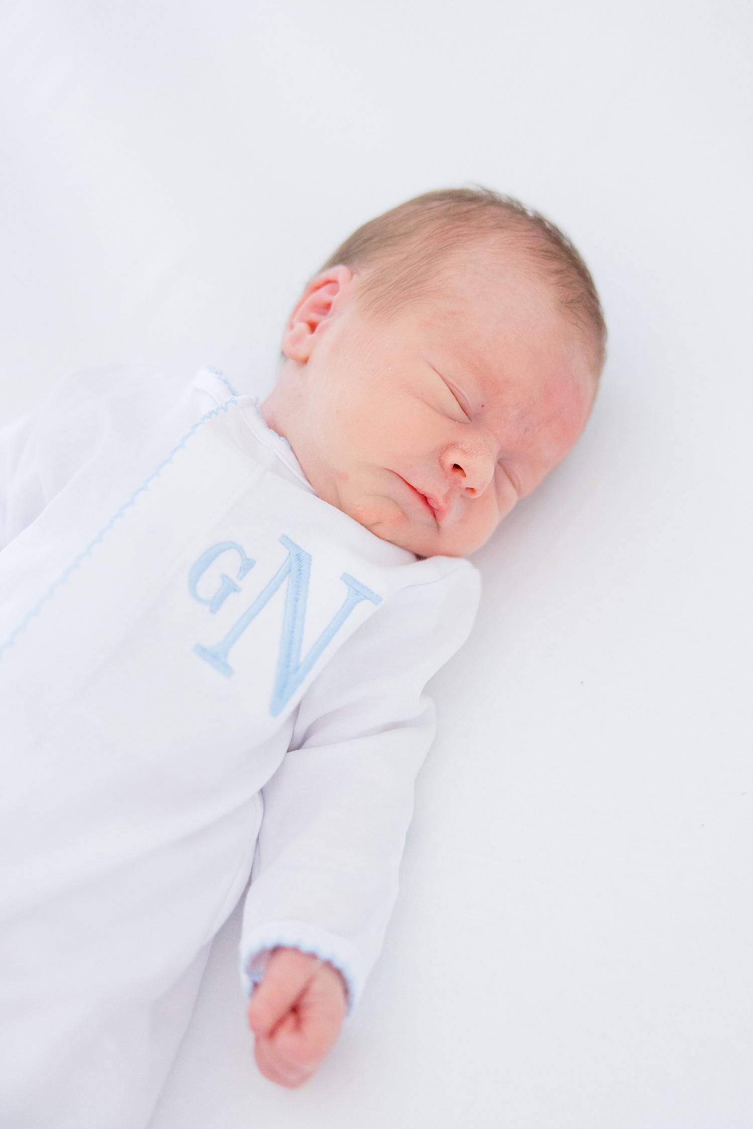 Birmingham newborn photographer captures sleeping newborn boy