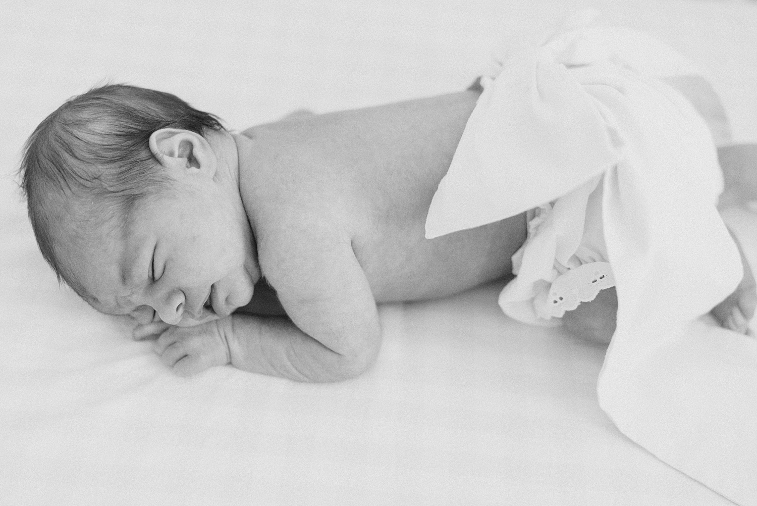 black and white photo from Birmingham In-home Newborn
